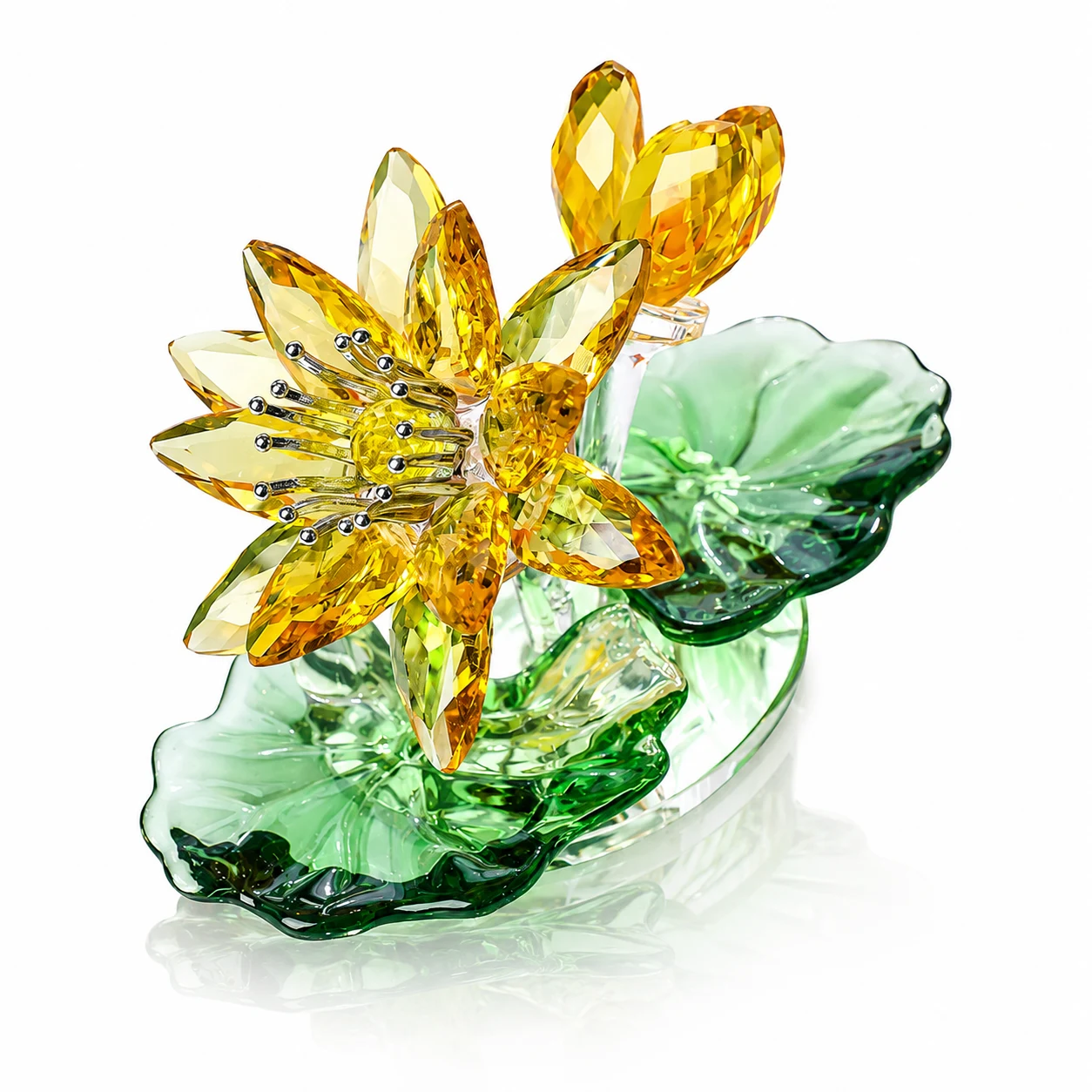 Crystal Lotus Figurine – Elegant Botanical Ornament with Gemstone Cut Design